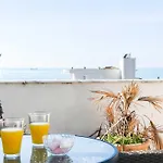 Suncrest B37 Apartmán *