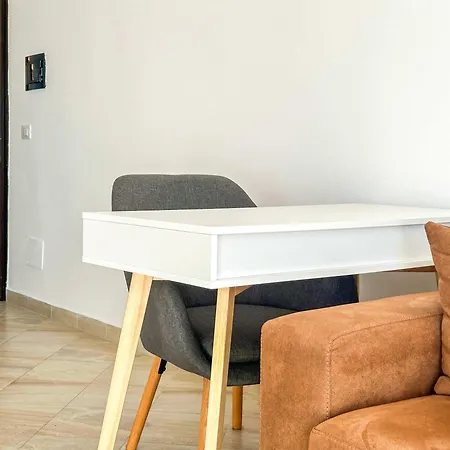 Апартаменты Suncrest B37