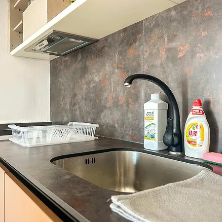 Апартаменты Suncrest B37 *