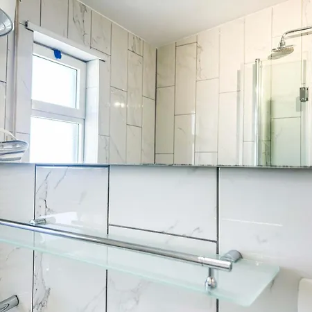 Suncrest B37 Апартаменты *